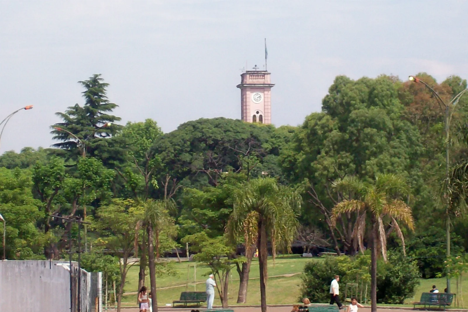 Torre del Mercado Nacional de Hacienda en el barrio de Mataderos, simbolo historico del barrio